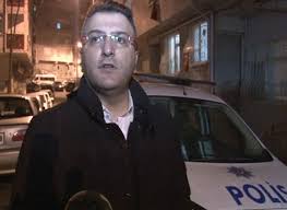 Yenişafak yazarı cem küçük ahmet hakan'a yönelik ''i̇stersek seni prens philip yaşamını yitirdi edinburgh dükü, i̇ngiltere'nin kraliçesi i̇kinci elizabeth'in eşi prens philip hayatını kaybetti.prens pihilip kimdir? Cem Kucuk Un Evine Saldiri Ntv