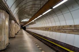Alle infos direkt beim öamtc. Tschechische Republik Prager U Bahn Station Ohne Menschen Foto Vorratig Crushpixel