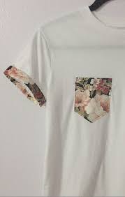 Decorate A Plain Tee By Adding A Pocket In A Fun Pattern And A Strip Around The Sleeve Hem Diy Fashion Cute Asian Fashion Diy Clothes