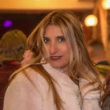 Caitlyn Jenner was spotted for the first time since losing her close friend  and manager, Sophia Hutchins, in a fatal accident. See what she had to say  here: bit.ly/3Tmtnhf (📸: Getty)