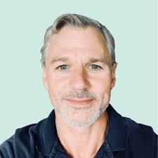 Steven Mitts's Instagram, Twitter & Facebook