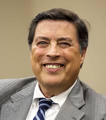 Chief justice: Ill, will resign end of month