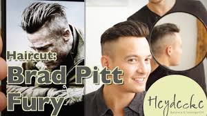 Ohne das richtige styling sieht keine frisur gut aus und wer die richtigen. Brad Pitt Fury Frisur Haarschnitt Undercut Haircut Extreme Mit Haarteil Youtube