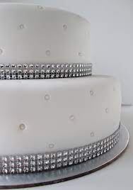 Pin By Lou S B D On Fondant Decorations Bling Wedding Cakes Diamond Wedding Cakes Diamond Anniversary Cake