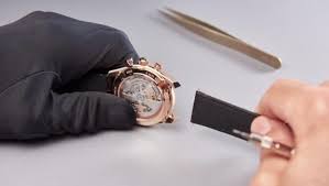 5 Cara Merawat Jam Tangan Dengan Mudah Agar Tetap Awet - INTime