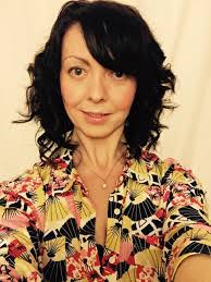 Elliot Muir's Instagram, Twitter & Facebook