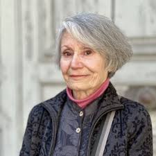 Linda Seidel's Instagram, Twitter & Facebook