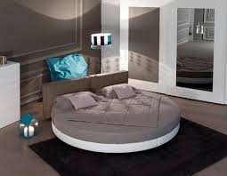 Letto modello immagine con giroletto tondo: Letti Rotondi