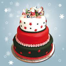 Voici quelques photos de déco gâteau de noel afin de vous donner des idées pour la création et la décoration de vos gâteaux. Une Piece Montee De Noel En Pate A Sucre Cerfdellier Le Blog