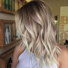 Hair Inspiration Websites Traditionally Focus On Long Or Short Hairstyles Here At Pophaircuts Com We Like T Ombre Hair Blonde Blonde Layered Hair Hair Styles
