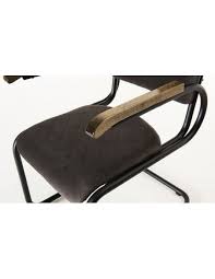 Sur ce fauteuil relax petite largeur, le relève jambe et le dossier s'inclinent séparément. Fauteuil De Bureau Velours Taupe Et Accoudoirs Bois Emilia