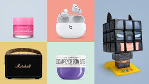 Mourners and supporters continue vigil in honor of slain Struthers boy