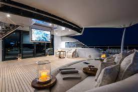 This is the overall illustration of the yacht's open floor plan, where interior is intact with furnishings in an open concept. Every New Year Brings A New Set Of Interior Design Trends And This Also Applies To Superyachts S In 2020 Luxury Yacht Interior Yacht Interior Design Yacht Interior