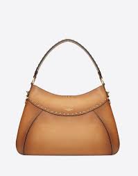 Manufacturers, brands and suppliers of leather handbags made in italy, fashion bags, purses. Top 10 Creative Italian Handbag Designers In 2020 Topteny Com