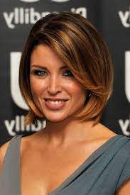 Dannii Minogue Chic Short Bob Haircut With Bangs For Thick Hair Styles Weekly Thick Hair Styles Short Hairstyles For Thick Hair Celebrity Short Hair
