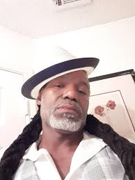 Darnell Starks's Instagram, Twitter & Facebook