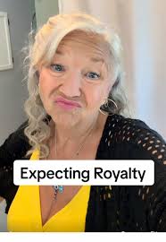 Expecting Royalty: Glam Morning Routine Tips