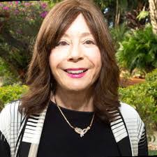 Amanda Strunk's Instagram, Twitter & Facebook