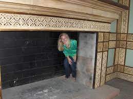 Maybe you would like to learn more about one of these? Fireplace With A Passage To A Secret Room Secret Rooms Secret Passageways In Houses Dream House Secret Passage