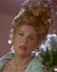 I believe in a Christine Baranski as Martha May Whovier supremacy ____  Which look reigns above all? Watch How The Grinch Stole Christmas tonight  at 9:40|8:40c
