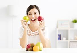 Kulit memerlukan nutrisi dari dalam supaya tetap terjaga kesehatannya. Tips Awet Muda Yang Murah Meriah Dan Terbukti Tanpa Efek Samping