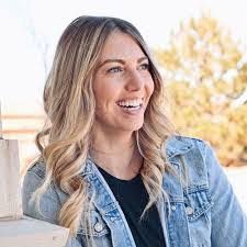 Ashley Prine's Instagram, Twitter & Facebook