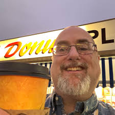 Should the Dodgers sign Kike Hernandez? Yes or No?