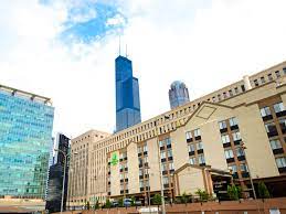 Offering an outdoor swimming pool, holiday inn o'hare chicago is set in o'hare district, 6 km from allstate arena. Kid Friendly Hotels In Chicago Il Holiday Inn Chicago Price From Usd 84 55