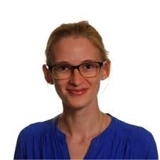 Nadia Sadler's Instagram, Twitter & Facebook