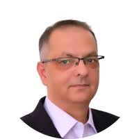 Brian Lok's Instagram, Twitter & Facebook