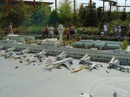 Übersicht & vergleich der anbieter. Munchen Flughafen Gunzburg Legoland Bayern Germany Lego Sculptures And Models On Waymarking Com