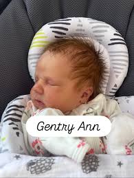 Our new Peppermint Mocha Latte Candle in a cable knit mug. Very limited  edition as in only 1 available! #cableknitmug #lattecandle #candleinamug  #peppermintmochacandle #peppermintmochalatte #coffeecandles #candles  #etsymadelocal #candlegifts ...