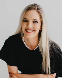 Tabitha House's Instagram, Twitter & Facebook