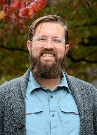 Adam Ogg's Instagram, Twitter & Facebook