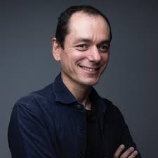 Diverse personalities, A team