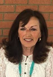 Elaine Crouse's Instagram, Twitter & Facebook