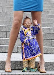 Un venezolano deja su huella en el libro de guinness world records 2016 con los pies más grandes del mundo. Los 52 Records Guinness Mas Absurdos Extranos Y Estrafalarios Que Existen