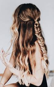 Maybe you would like to learn more about one of these? This Is One Of The Easy Pretty Hairstyles We Love Easyprettyhairstyles Cutehairstylesformediumlengthhair New Frisuren Hubsche Frisuren Geflochtene Frisuren