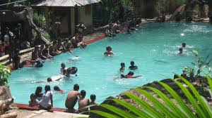 Harga karcis masuk alaska waterboom sukoharjo yakni 4,000 rupiah saja. 10 Tempat Wisata Di Sukoharjo Yang Harus Di Kunjungi
