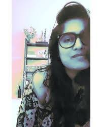 Deepa Borkar's Instagram, Twitter & Facebook