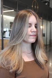 i'm in need of a color model! message me if your interested :)