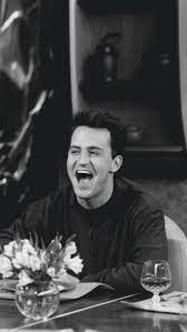 See more ideas about přátelé, seriál přátelé, seriály. Chandlers Laugh Tahhaaahhaa Chandler Friends Friends Cast Friends Moments
