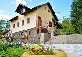 La casuta din padure club, focșani. Casuta Din Padure CÄƒlimÄƒnesti Updated 2021 Prices
