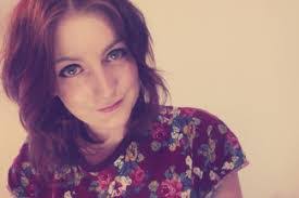 Danielle Hewlett's Instagram, Twitter & Facebook