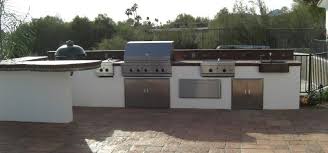 Pin By Lee Morton On Outdoor Living Kitchens White Outdoor Kitchen Outdoor Kitchen Design Modern Outdoor Kitchen