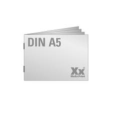Die blätter sollten doppelseitig bedruckt werden, da sonst nach dem zusammenheften des buches leere seiten vorhanden sind. Broschure Din A5 Quer Mit Klassischer Ruckstichheftung Maxxprint