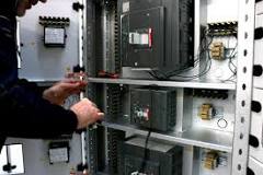 Componenti quadro elettrico industriale: guida completa | IEI ...