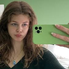 Hi! My name is Eve Hegstrom, I'm from Victoria, Minnesota. I'm 100%  committed to St. Thomas and plan