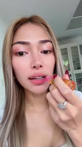 Daily Lip Serum Routine with Cris Regatero