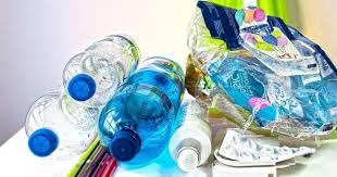 Dear aqua mohon tidak untuk merubah rasa air menjadi manis seperti minuman yg lain walaupun mengganti kemasan, rasa air gunung tida manis seperti yg terdapat dalam botol kemasan. Cara Mudah Membuat Mainan Mobil Mobilan Untuk Anak Dari Botol Plastik Popmama Com